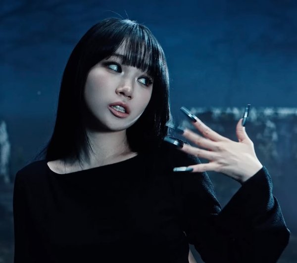 Chaewon LE SSERAFIM