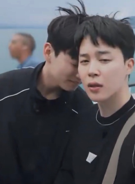 jungkook nuzzling on jimin