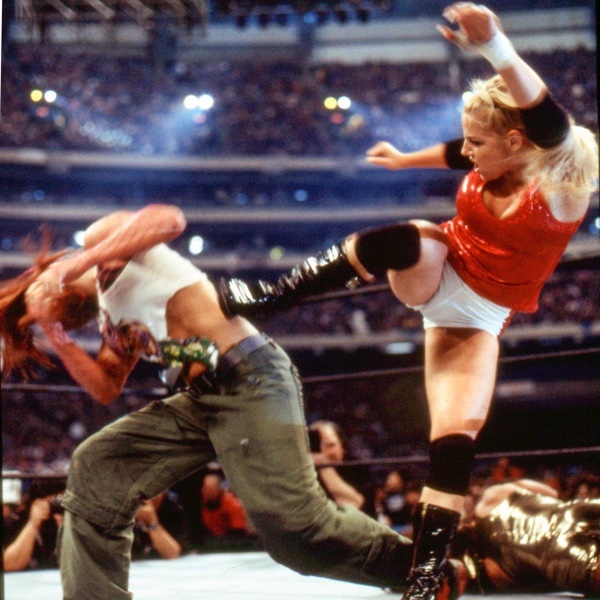 Jazz vs Lita vs Trish Stratus - WM X8