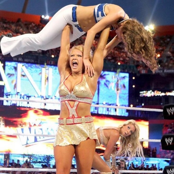 Kelly & Maria vs Beth & Eve - WM XXVIII