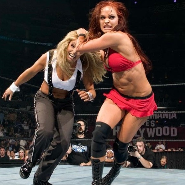 Trish Stratus vs Christy Hemme - WM 21