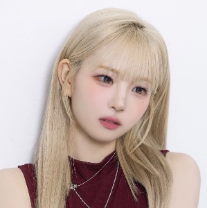 Hayeon (TripleS)