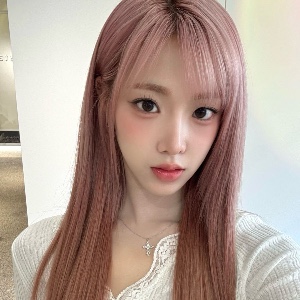Nien (TripleS)
