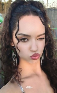 daniela (weverse global ver.)
