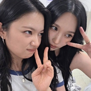 JeongMi (Jeongyeon/Mina)