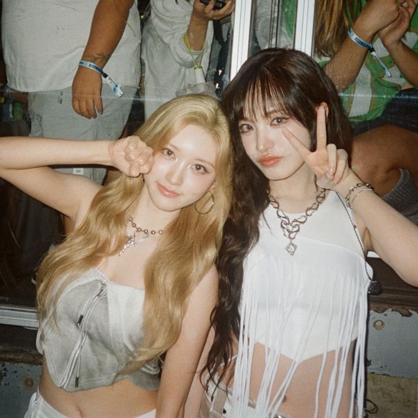 Garibiez (GAEUL + LIZ)