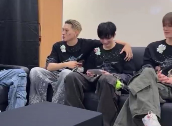 Comforting jiung after crying