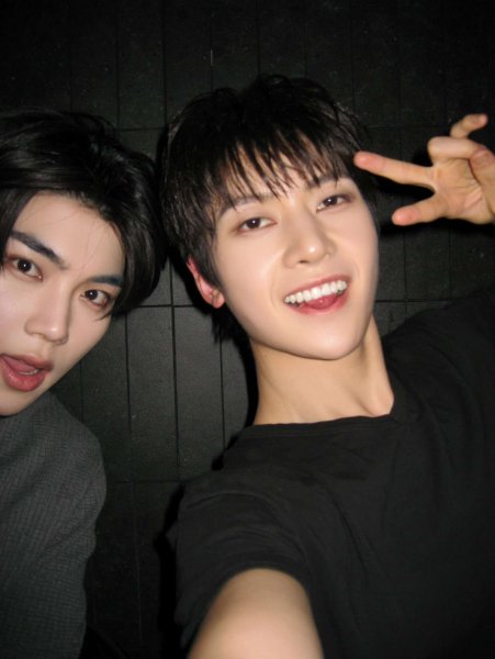 pina colada date digicam selca