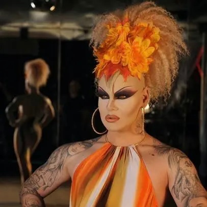 Nina Flowers (S1)