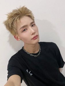 hyuk (1verse)
