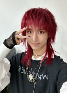 junhan (xdinary heroes)