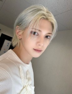 yeosang (ateez)