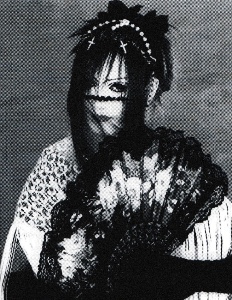 Karen - Noir Fleurir