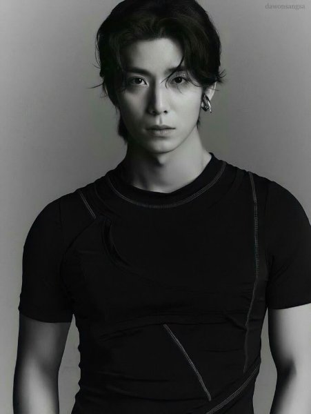 Hwiyoung sf9