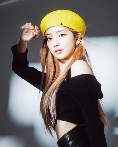 Yeonhee rocket punch