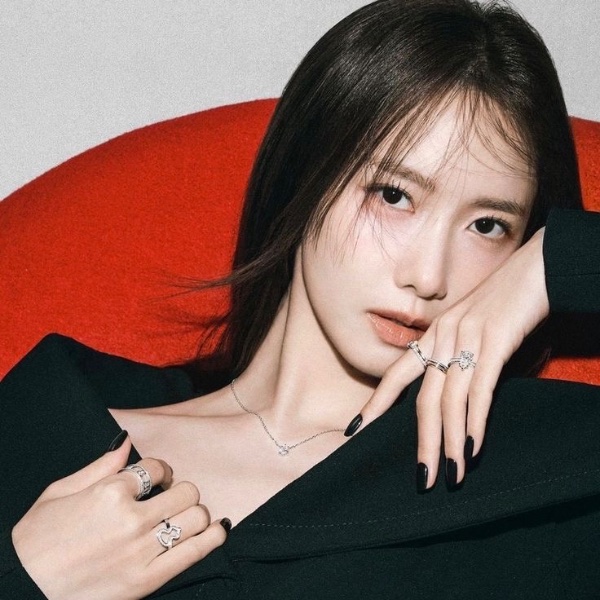 yoona (snsd)