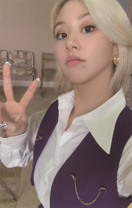 retro chaeng