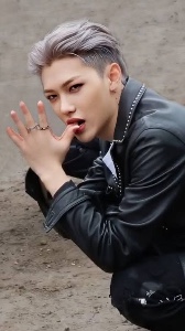 Undercut silver
