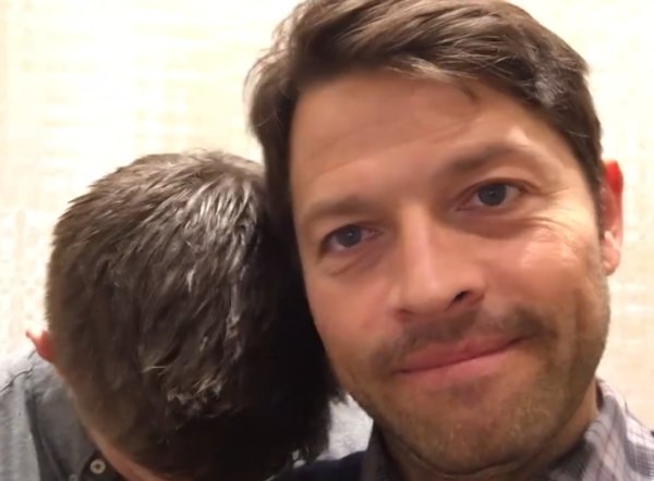 YANA head boop
