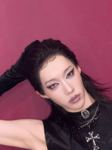 Slicked back black hair!!