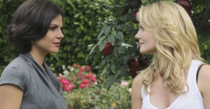 Regina & Emma [Once Upon a time)