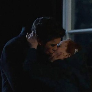 MODISTE BITCH OFF KISS