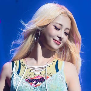 Yunjin - le sserafim