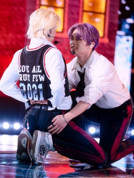 maniac butt grabs