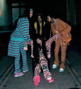 illit - creepy