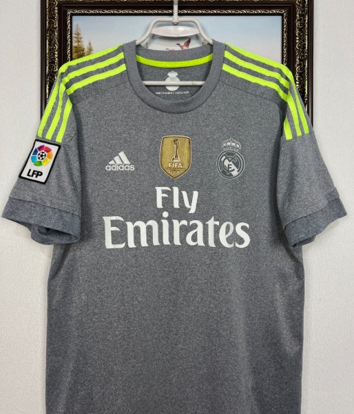 15-16 Away Kit