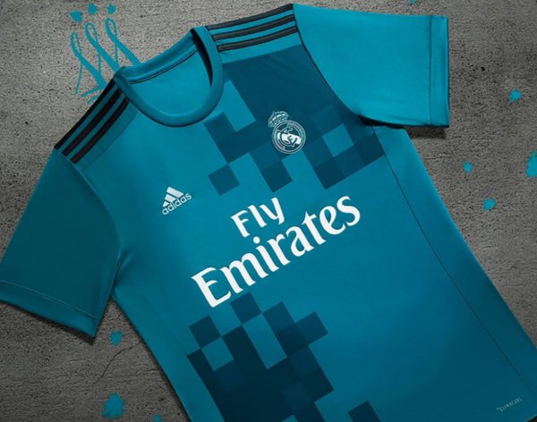 17-18 Away Kit