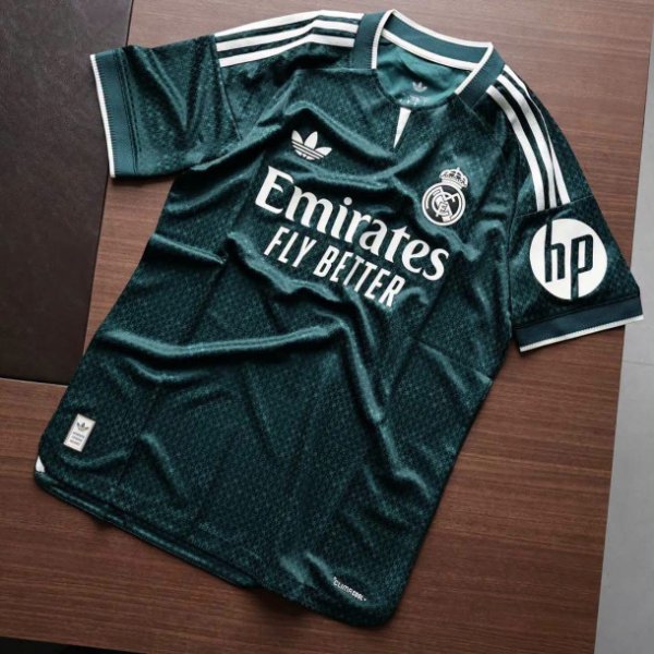 26-27 Away Kit