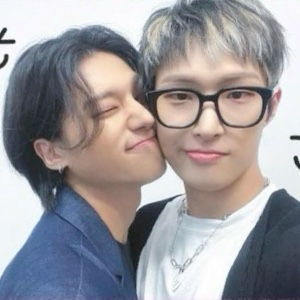 bottom wy / top mg