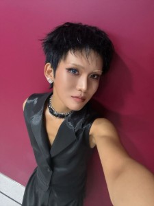 Super short black!!