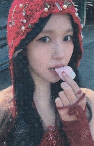 strawberry gummy