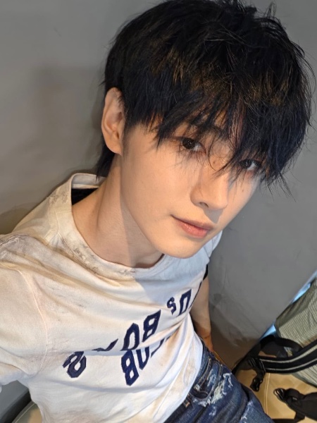 sunghoon