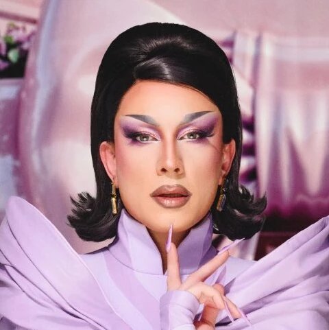 DaisySuperbitchDRFR4CastMug