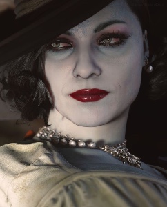 Lady Dimitrescu