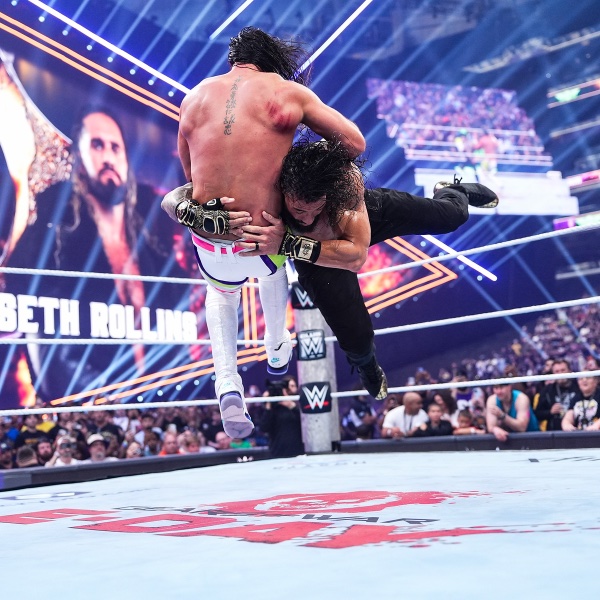 Roman Reigns – Spear