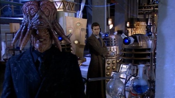 Daleks in Manhattan/Evolution of the Daleks