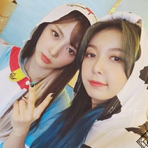 2yoo (Yoohyeon + Dami)