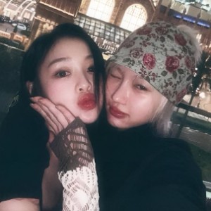 Gahsing (Siyeon + Seoyul)