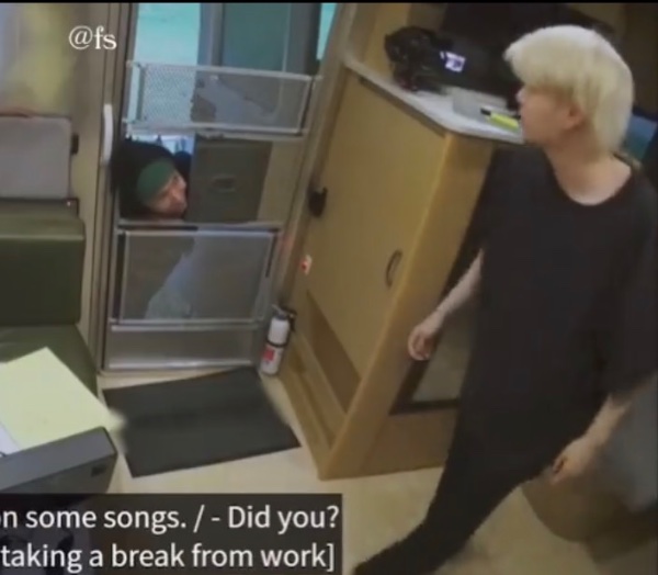 hoseok searching for yoongi