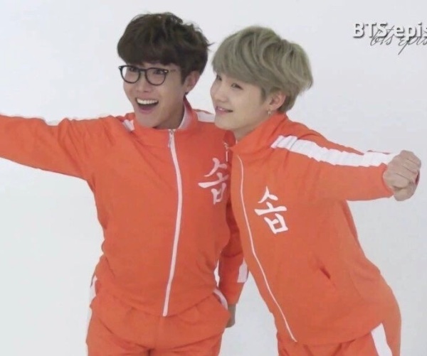 sope iconic orange suit photoshoot