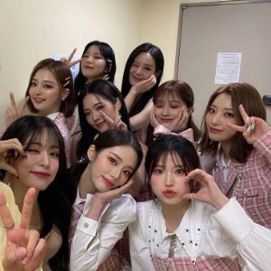 Fromis_9