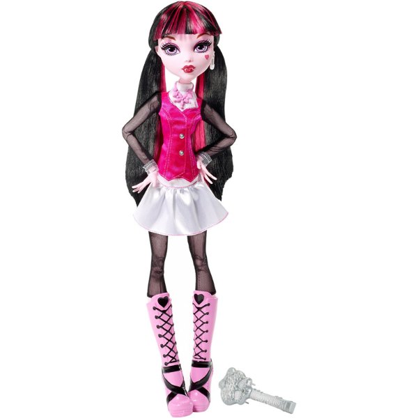 Draculaura-Frightfully-Tall