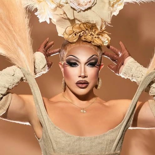 Athena Dion (S18)