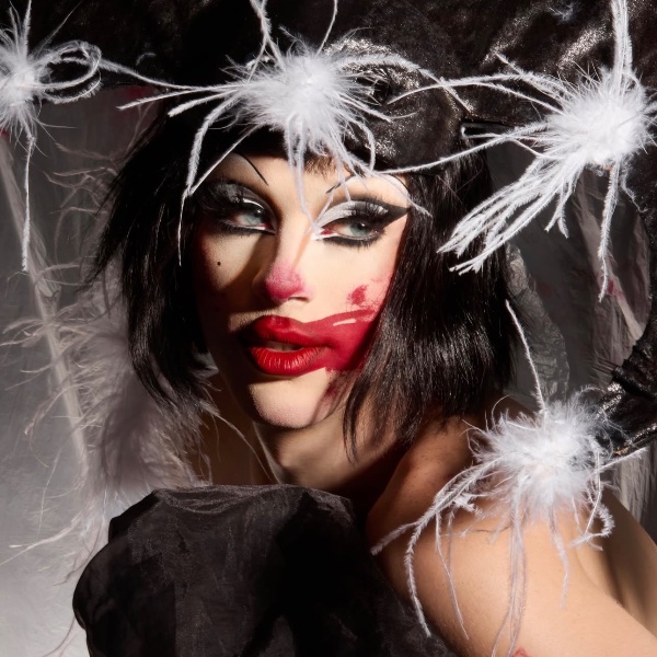 Lydia Butthole Kollins (S17)