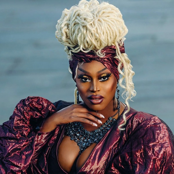 Sapphira Cristál (S16)