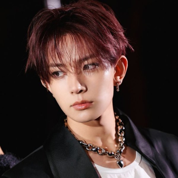 Heeseung/Evan - Enhypen/solo